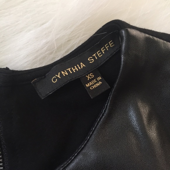 CYNTHIA STEFFE • faux leather top - Picture 4 of 6